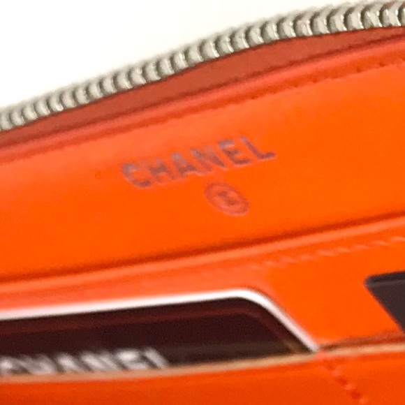 Chanel CoCo Orange Patent Zip Around Wallet - Picture 3 of 7